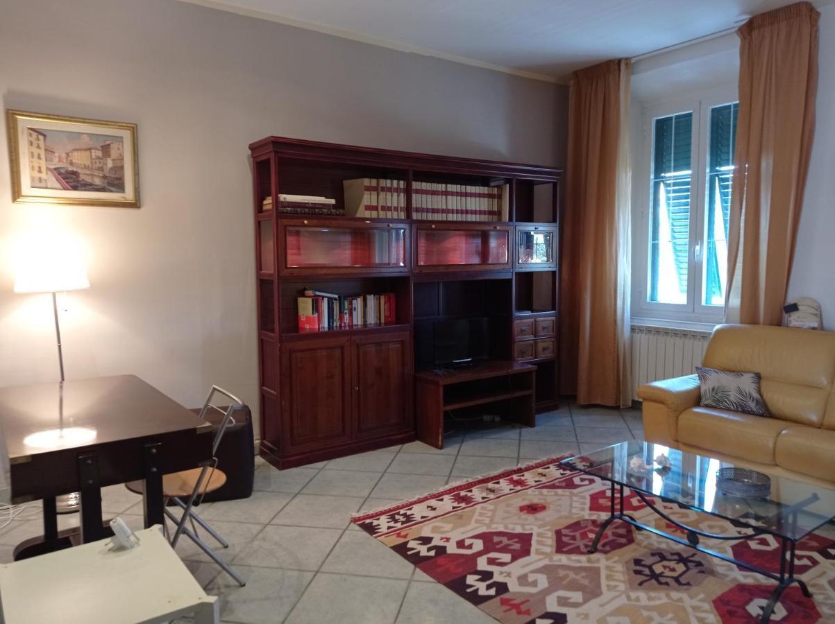 Appartamento Con Incantevole Vista Mare ลีวอร์โน ภายนอก รูปภาพ