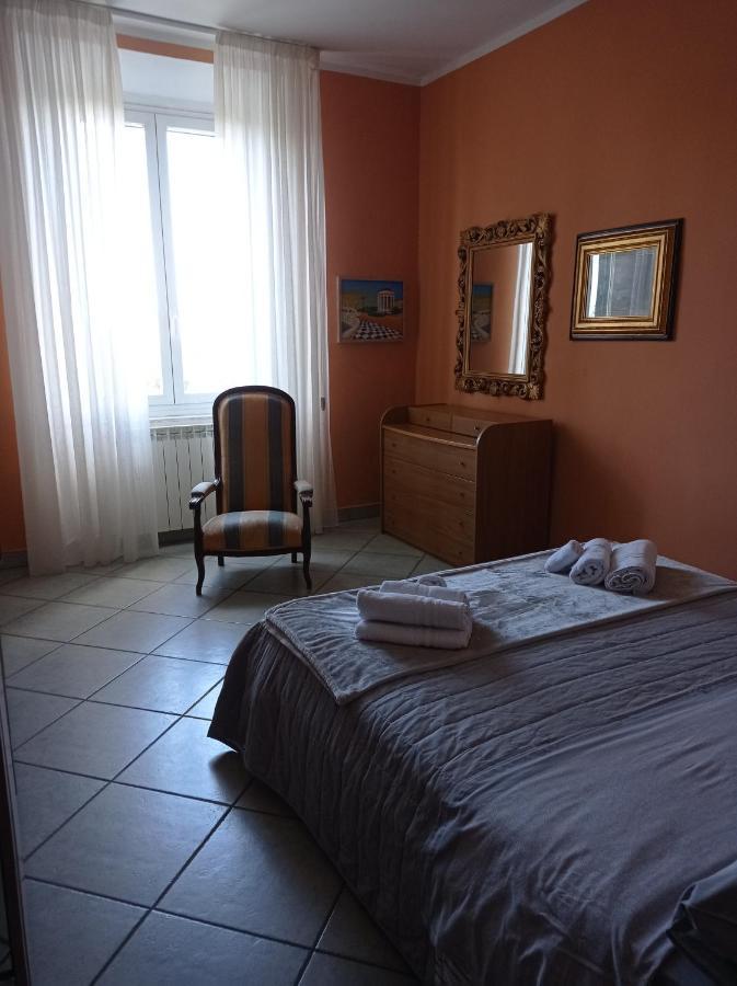 Appartamento Con Incantevole Vista Mare ลีวอร์โน ภายนอก รูปภาพ