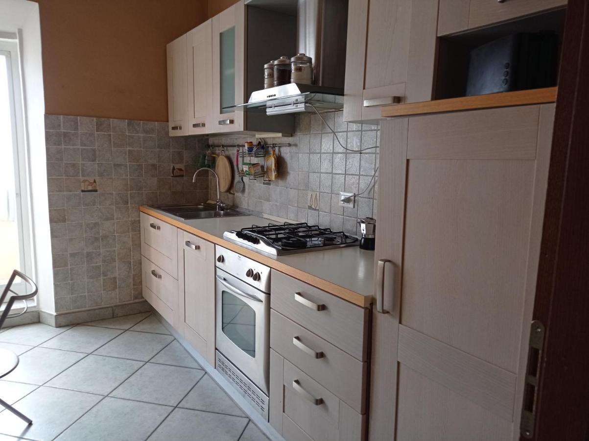 Appartamento Con Incantevole Vista Mare ลีวอร์โน ภายนอก รูปภาพ
